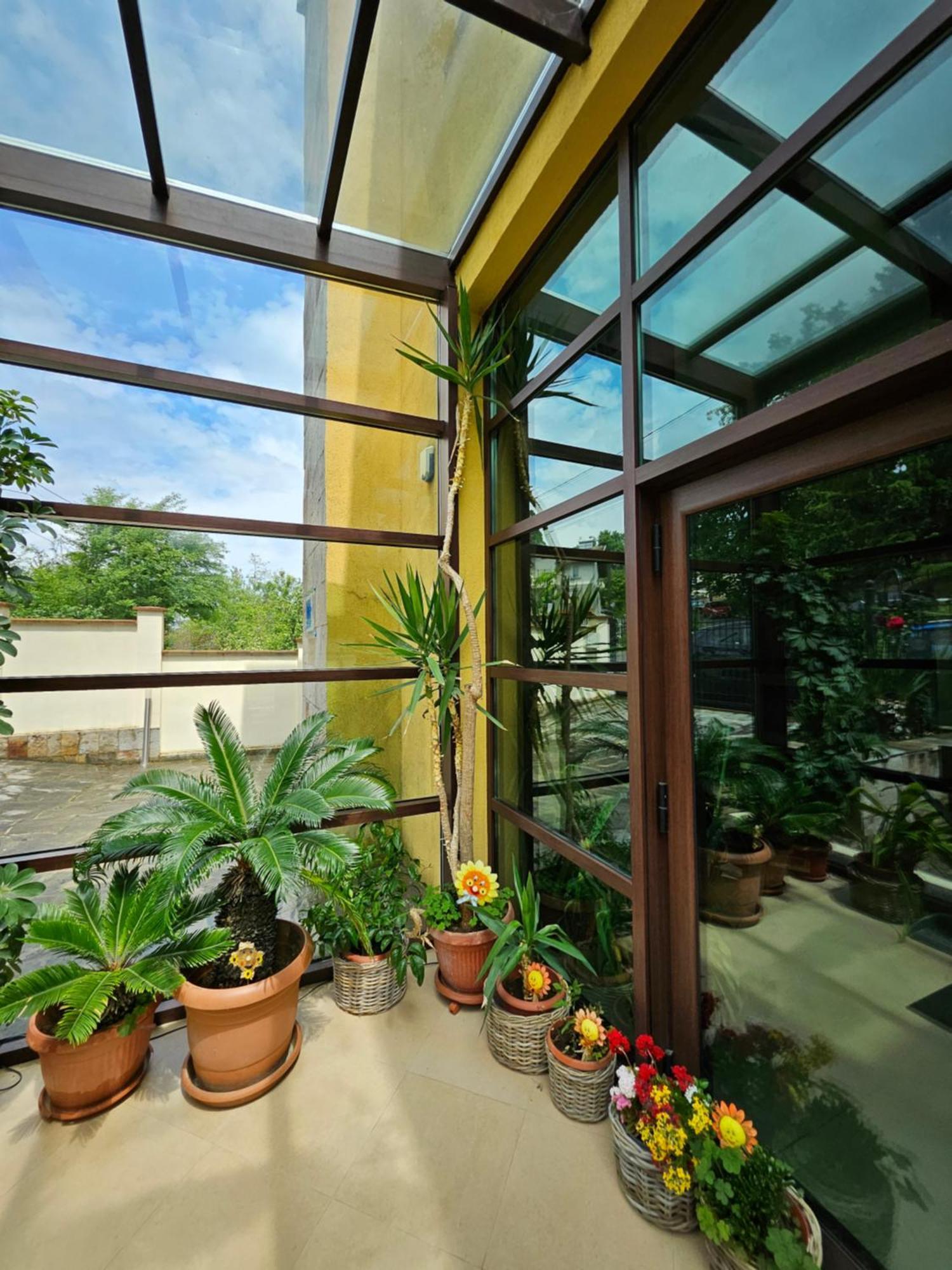 Family Hotel Komhotel Berkovica Kültér fotó