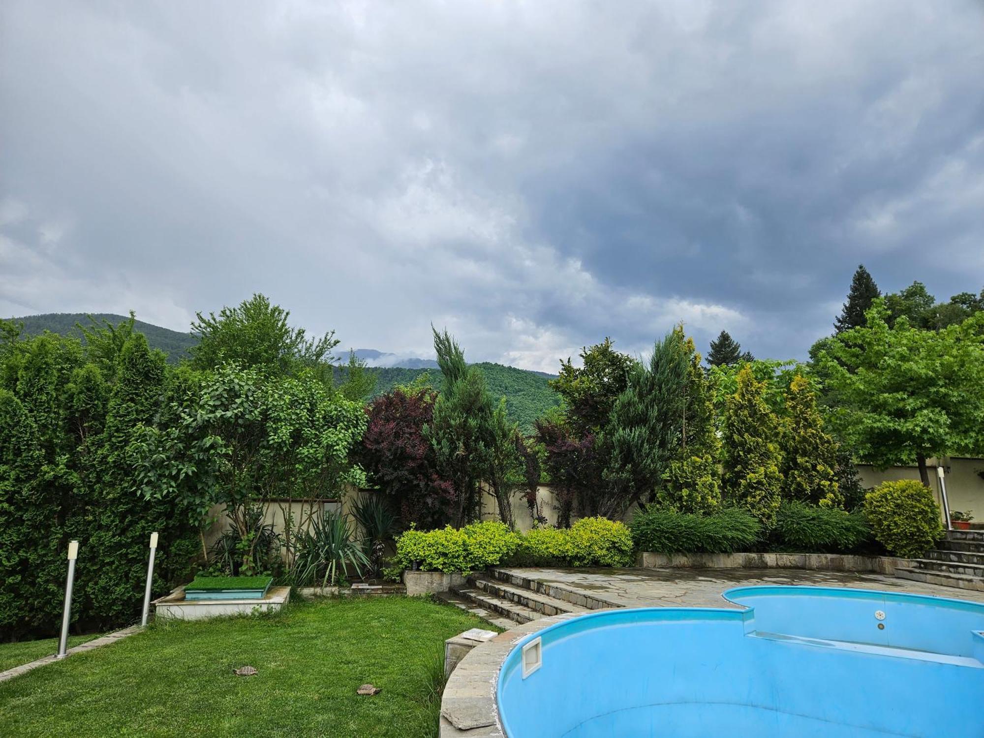 Family Hotel Komhotel Berkovica Kültér fotó